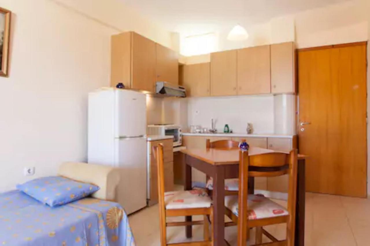 Makis Apartments Сітія Екстер'єр фото
